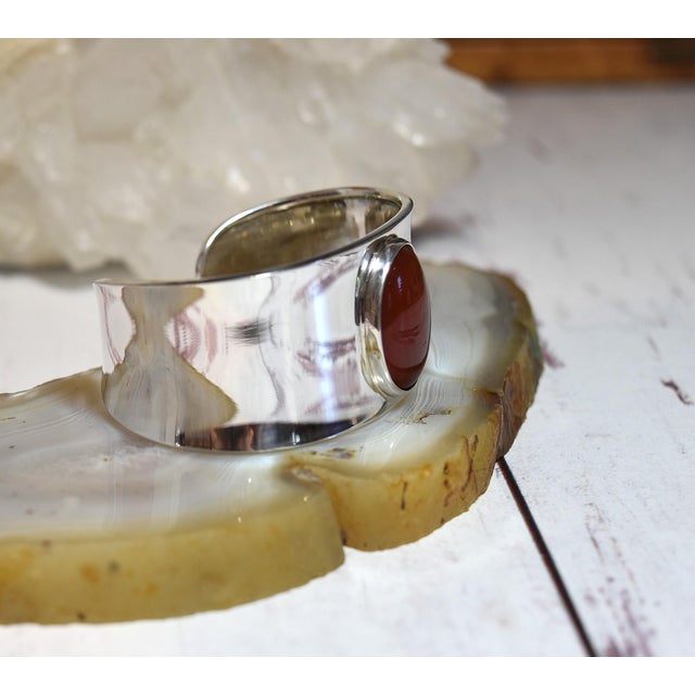 Early 20th Century Mexican Sterling Silver and Carnelain Gemstone Smooth Cuff Bracelet For Sale - Image 10 of 18