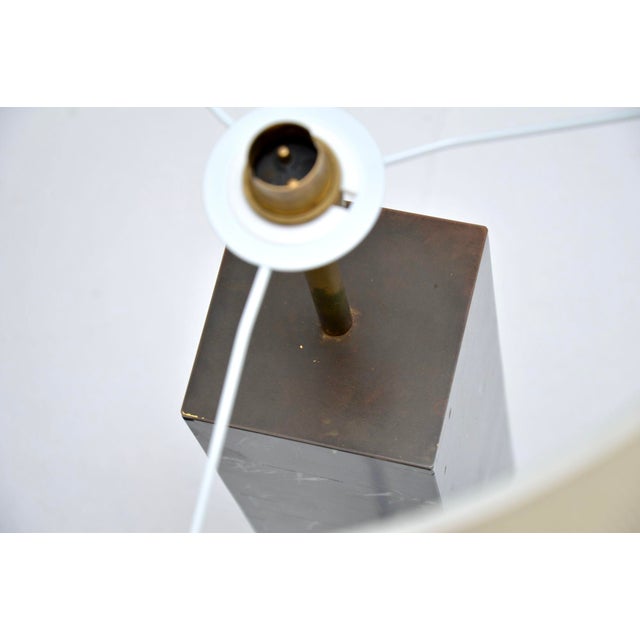 Mid-Century Modern Vintage Marble and Brass Table Lamp, 1970s For Sale - Image 3 of 11