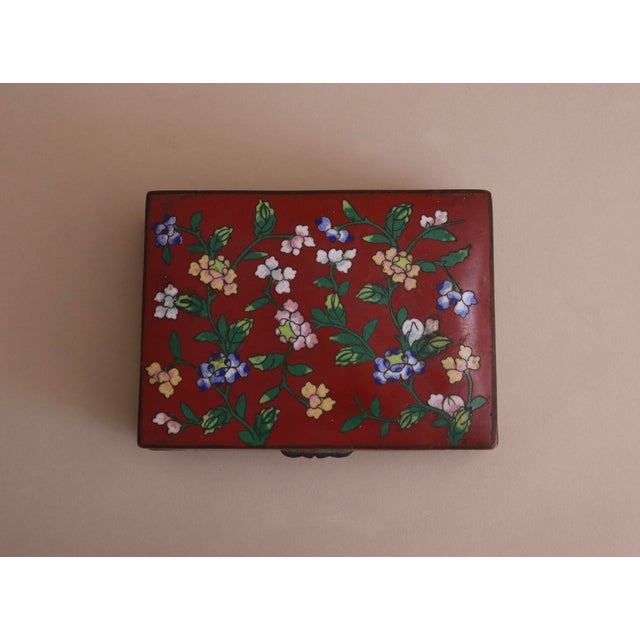 Chinoiserie Antique Red Cloisonné Rectangular Hinged Lid Box For Sale - Image 3 of 4