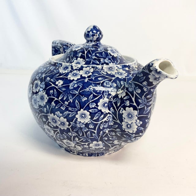 Ceramic 1970s Arts & Crafts Staffordshire English Calico Teapot, Blue and White. For Sale - Image 7 of 9