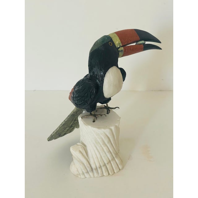 1960s Large Toucan Bird Semiprecious Stone Carved Bird Figurine For Sale In Miami - Image 6 of 8