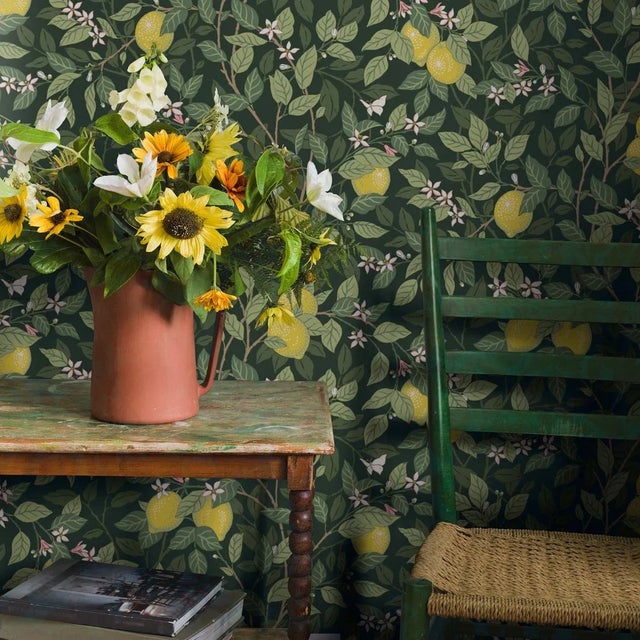 Derived from a hand-painted pattern of lush flowering lemon trees and delicately rendered butterflies, Boråstapeter’s...