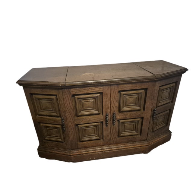 Mid-Century Modern Vintage Solid State Bradford Am Fm Stereo 8trac Vinyl Record Player Cabinet For Sale - Image 3 of 5