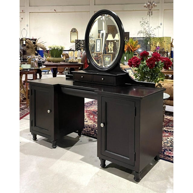 Vintage Drexel Heritage Dressing Room Vanity Table With