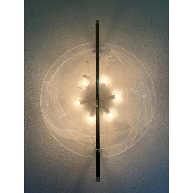 Early 21st Century Italian Venied-White Alabastro Disc Murano Glass Wall Sconce by Simoeng For Sale - Image 5 of 9