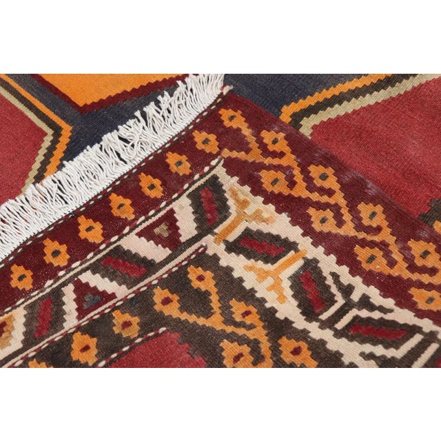 Late 20th Century Vintage Persian Shiraz Kilim Rug - 05'06 X 09'08 For Sale - Image 5 of 9
