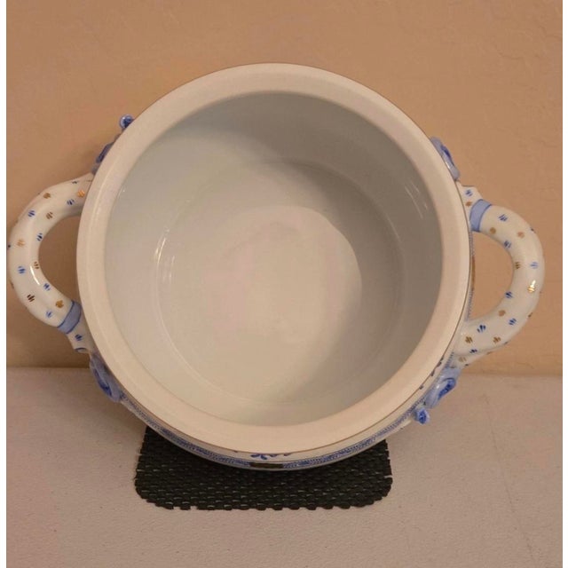 2000 - 2009 Rare Herend Chinese Bouquet Blue Tureen With Lid Anniversary Edition Beautiful For Sale - Image 5 of 12