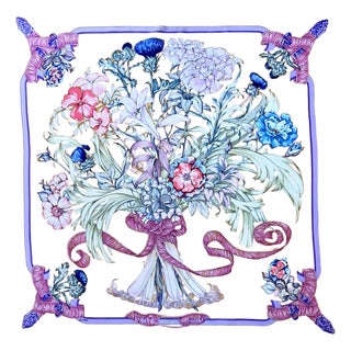 Hermès Regina 1988 Silk Scarf Designed by Menchari Leila For Sale