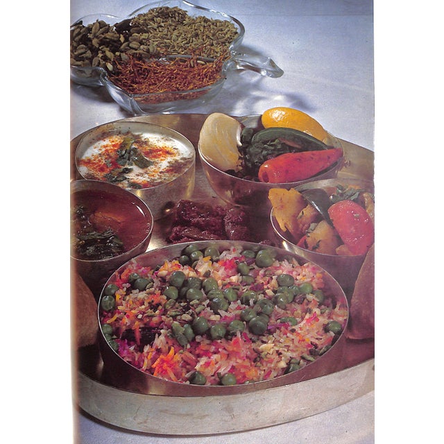 White "Dictionary of Gastronomy" 1970 Simon, Andre L. & Howe, Robin For Sale - Image 8 of 10