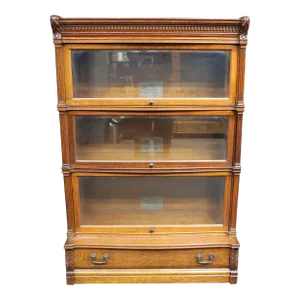 Rare "Ideal" Quarter Sawn Oak Stacking Bookcase by Globe Wernicke