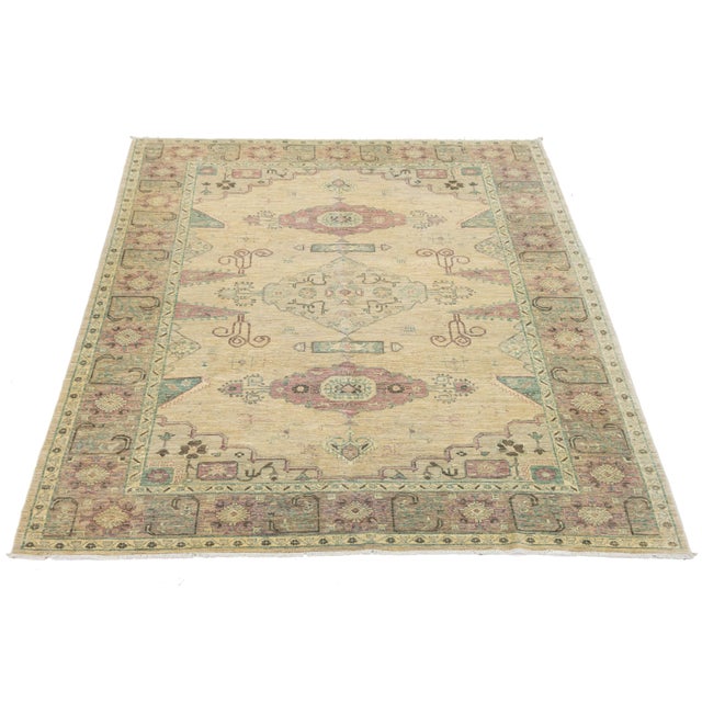 Modern Hand-Knotted Serapi-Inspired Modern Wool Rug in Muted Pastels and Sand 11x13 For Sale - Image 3 of 9