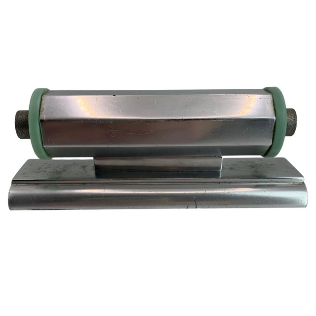 Art Deco Perpetual Desk Calendar in Chrome and Bakelite, 1920s For Sale - Image 6 of 11