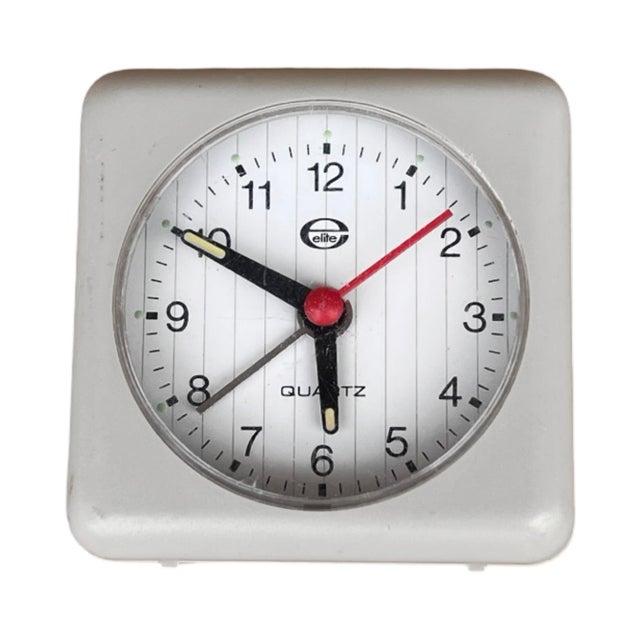 1980s Small Gray, Electric Alarm Clock Elite Germany 1980s For Sale - Image 5 of 11