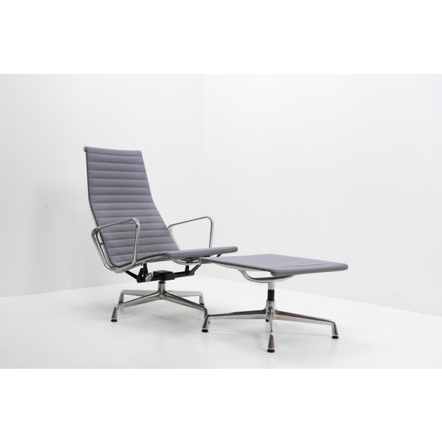 Set of Ea124 / Ea125 Alu Lounge Chair with Footstool by Charles and Ray Eames for Vitra, in Good conditions. Designed 1950...