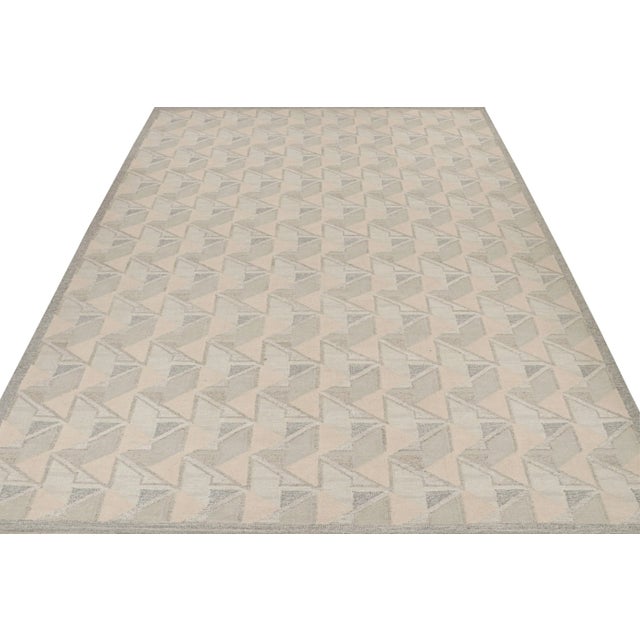 Mid-Century Modern Rug & Kilim’s Scandinavian Style Kilim in Gray, Beige, White Patterns For Sale - Image 3 of 7