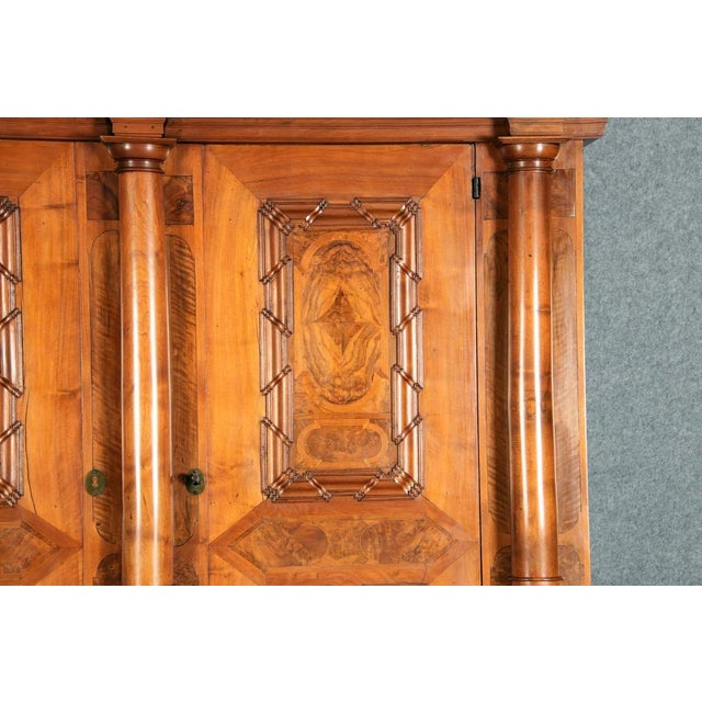 Baroque Wardrobe in Walnut, Basel, Switzerland, 1720s For Sale - Image 14 of 18