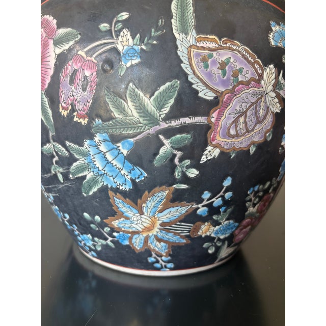 Vintage Chinese Hollywood Regency Hand-Painted Porcelain Planter For Sale In Miami - Image 6 of 6