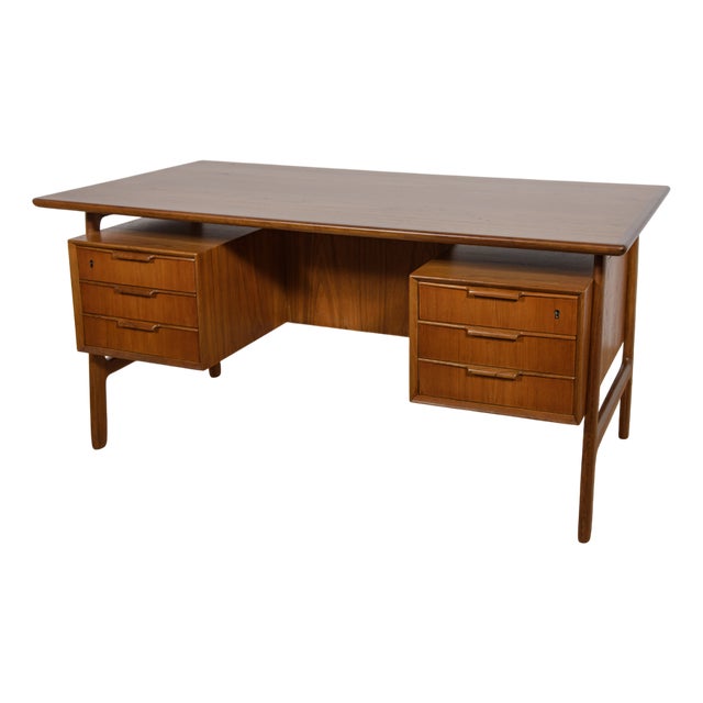 Mid-Century Teak Model 75 Freestanding Desk from Omann Jun, Denmark, 1950s For Sale