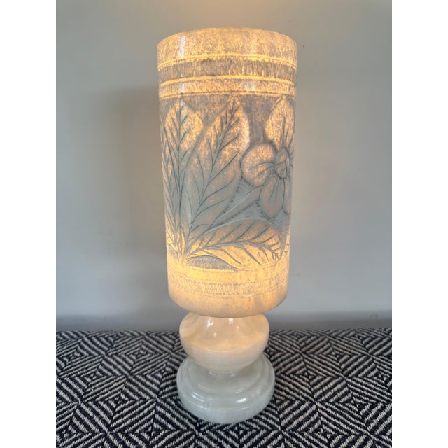 1940s Art Deco Hand Carved French Alabaster Table Lamp For Sale - Image 11 of 12
