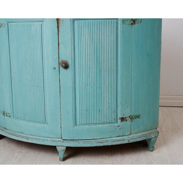 Antique Gustavian Corner Sideboard in Pine, 1790 For Sale - Image 4 of 8