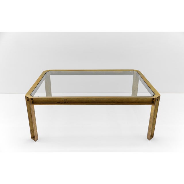 Mid-Century Modern Large Model T09 Coffee Table in Brass and Glass by Peter Ghyczy, 1970s For Sale - Image 3 of 18