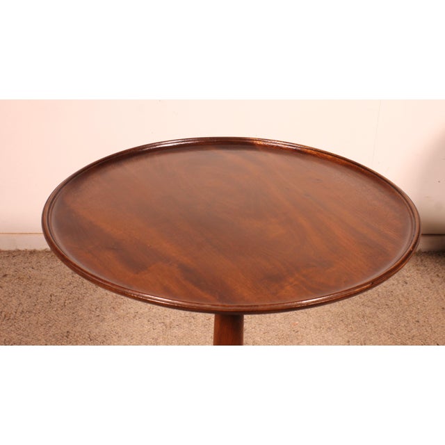 Small 18th Century Mahogany Tea Table For Sale - Image 6 of 9
