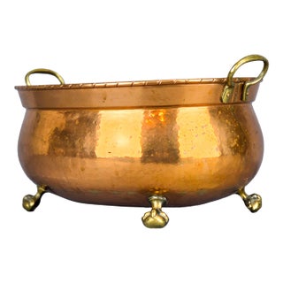 19th Century Large English Hammered Copper Jardiniere With Brass Bird Claw Feet and Handles For Sale