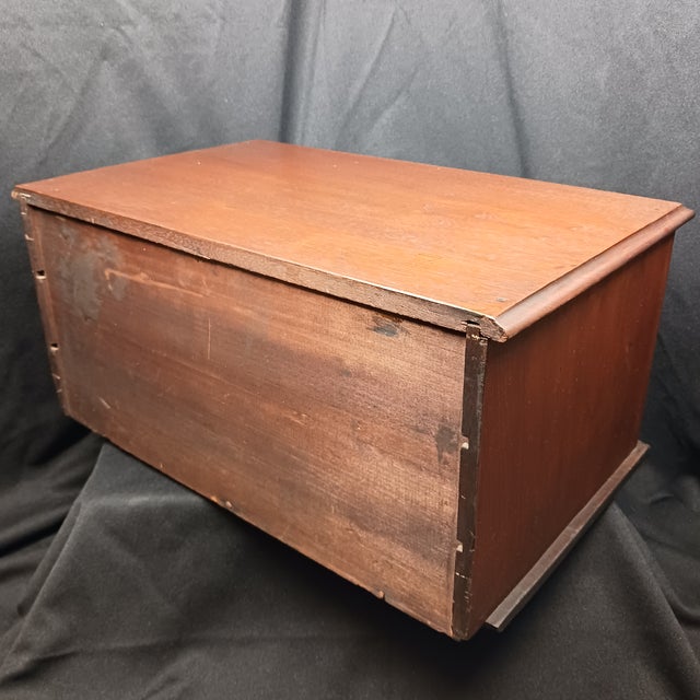 Late 20th Century Late 20th Century 3-Drawer Table Top Spool Cabinet With Porcelain Knobs For Sale - Image 5 of 16
