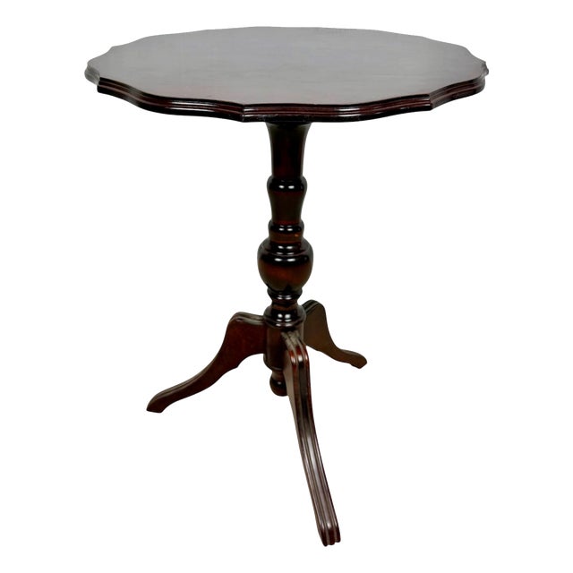 20th Century English Tilt-Top Side Table, 1940 For Sale