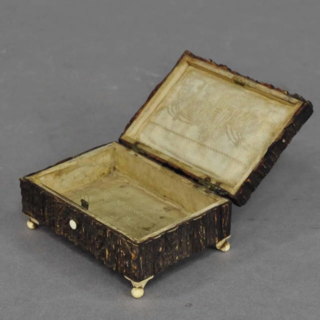Mid 19th Century 1860s Victorian Miniature Black Forest Antler Casket For Sale - Image 5 of 7