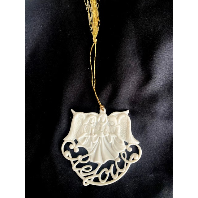 Vintage Lenox Ivory Porcelain "Rejoice" Singing Angels Christmas Ornament Excellent Condition For Sale - Image 10 of 10