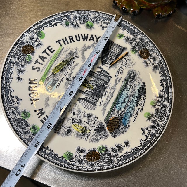 1970s New York State Thruway Decorative Ceramic Plate For Sale In Atlanta - Image 6 of 7