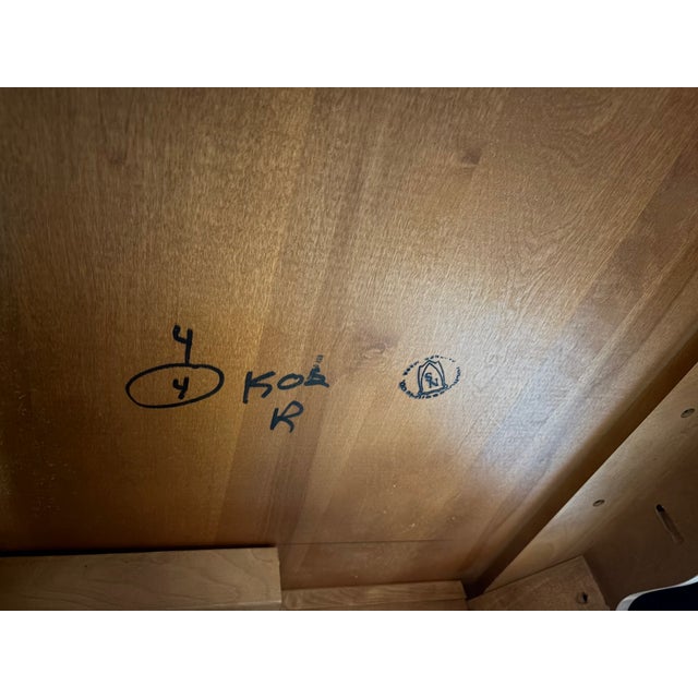 American Nichols & Stone Table and Chairs For Sale - Image 3 of 4