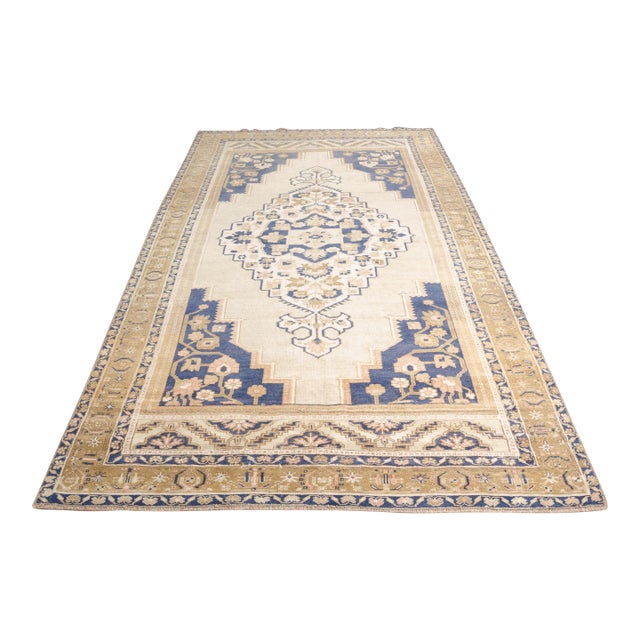 Mid 20th Century Oversize Oushak Beige Rug For Sale