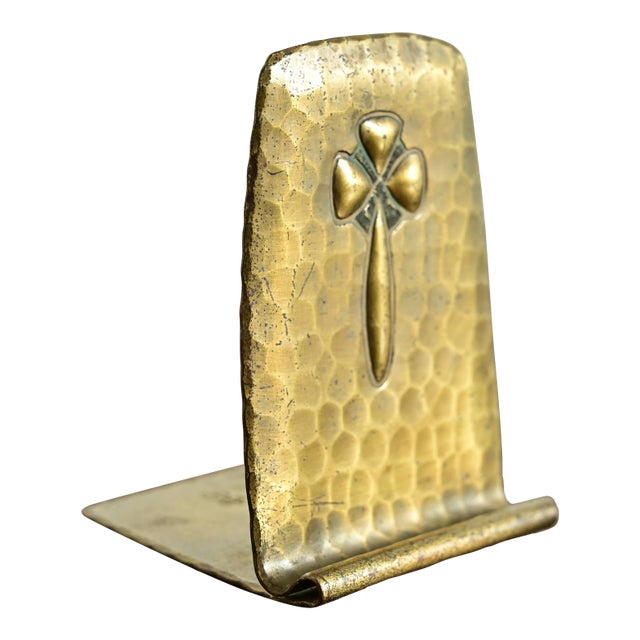 Roycroft Arts & Crafts Hammered Brass Over Copper Bookend, Circa 1920s For Sale
