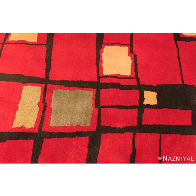 Early 20th Century Nazmiyal Collection Vintage Art Deco Wilton Rug For Sale - Image 5 of 6