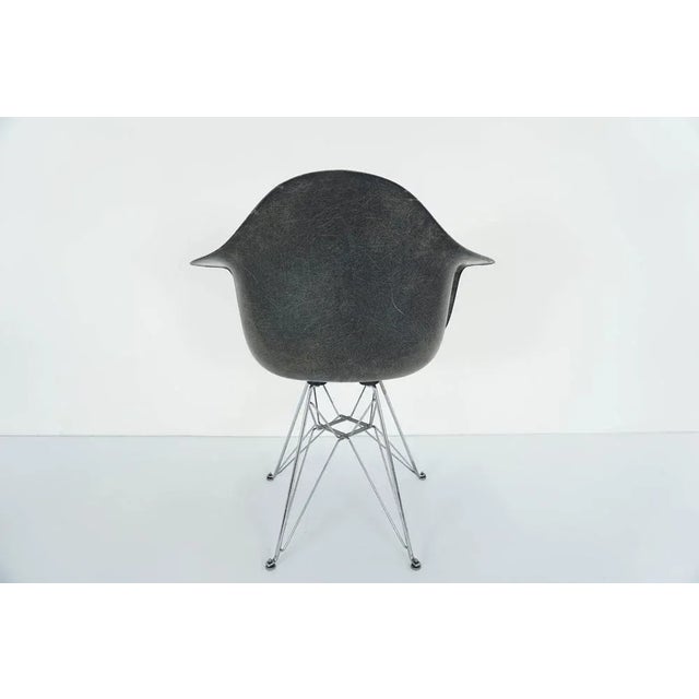 Mid-Century Modern DAX Armchair with Eiffel Tower Base by Charles & Ray Eames for Herman Miller For Sale - Image 3 of 8