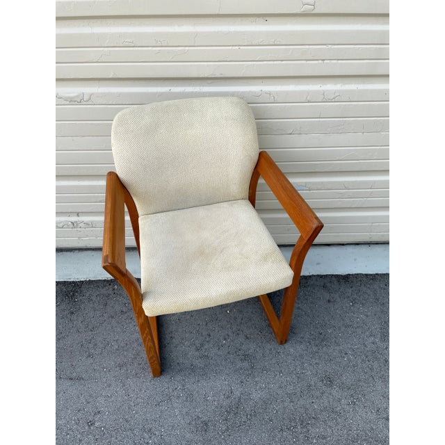 For your consideration is this nice looking Danish teak chair. Designed by Hugo Frandsen for Spottrup Stolefabrik, its...