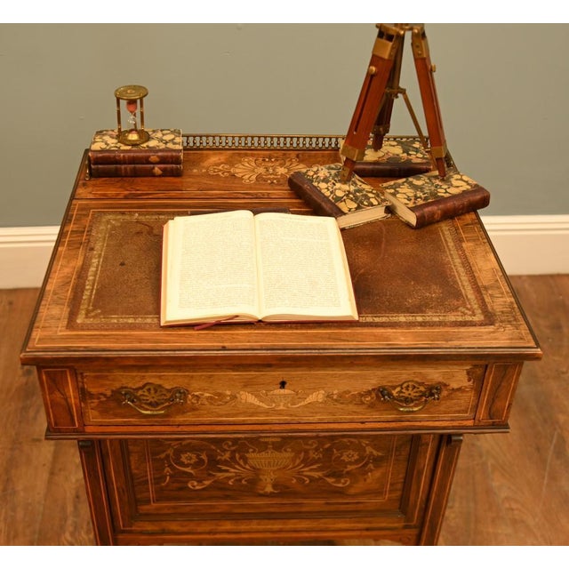 Edwardian Sheraton Revival Davenport Desk in Marquetry Inlaid Mahogany, 1900 For Sale - Image 4 of 12