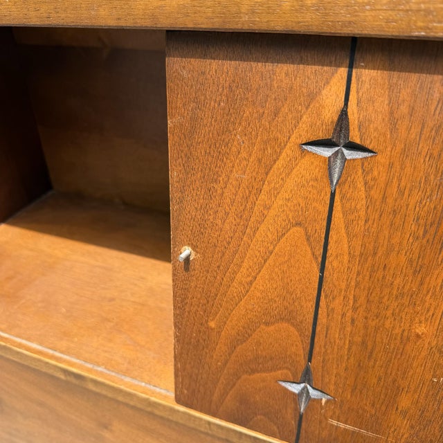 Mid 20th Century Mid 20th Century Attributed Broyhill Saga Full Size Walnut Mid Century Modern Headboard For Sale - Image 5 of 10