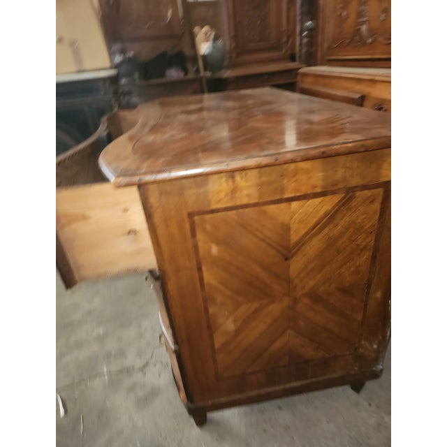 Wood 18th Century Crossbow Chest of Drawers in Alsatian Walnut For Sale - Image 7 of 8