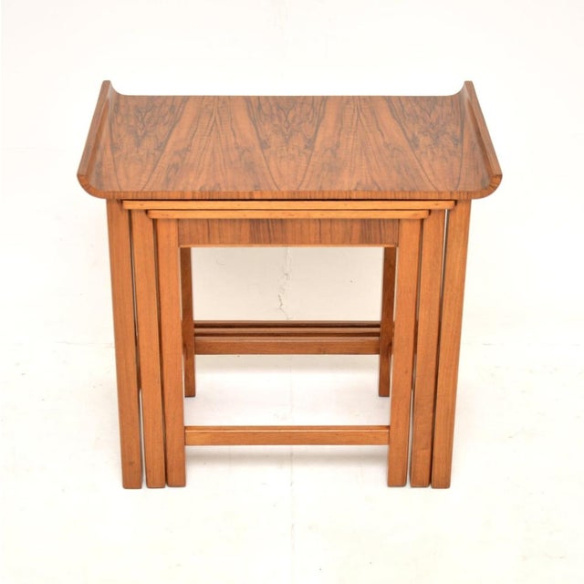 Mid-Century Modern Art Deco Figured Walnut Nesting Tables, 1930s, Set of 3 For Sale - Image 3 of 13