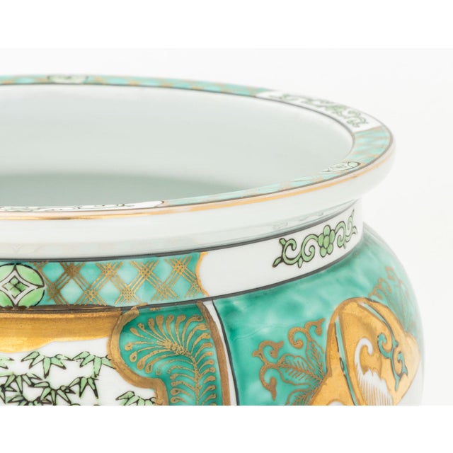 Japanese Gold Imari Hand-Painted Porcelain Jardinieres, 3 For Sale - Image 3 of 12