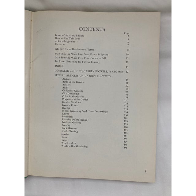 Illustration The Complete Guide to Garden Flowers / a Vintage Encyclopedia of Garden Planning / 1972 For Sale - Image 3 of 12