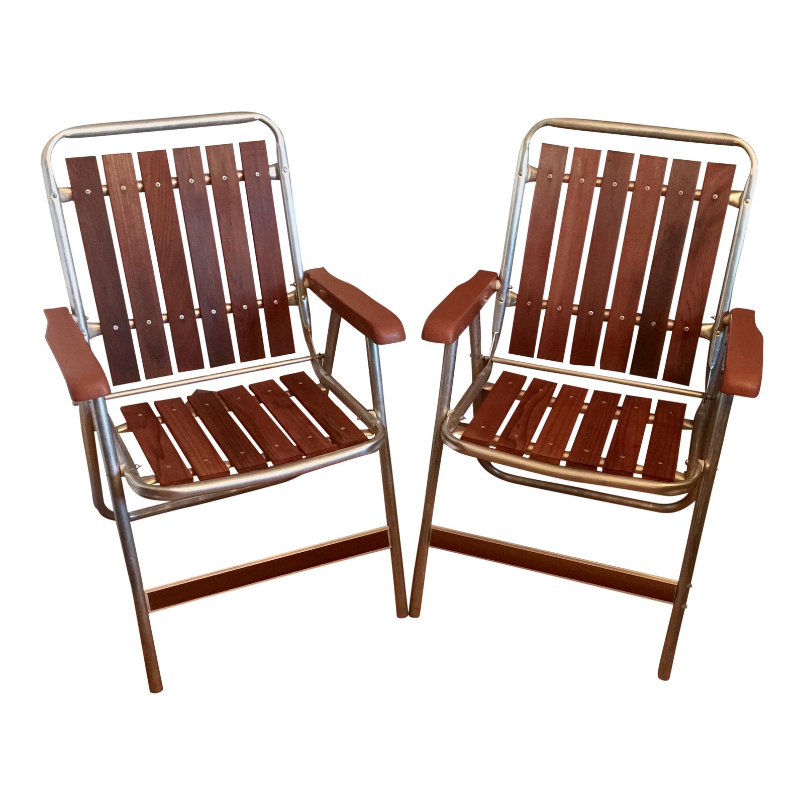 1960s Retro Aluminum and Redwood Folding Lounge Lawn Chairs a Pair