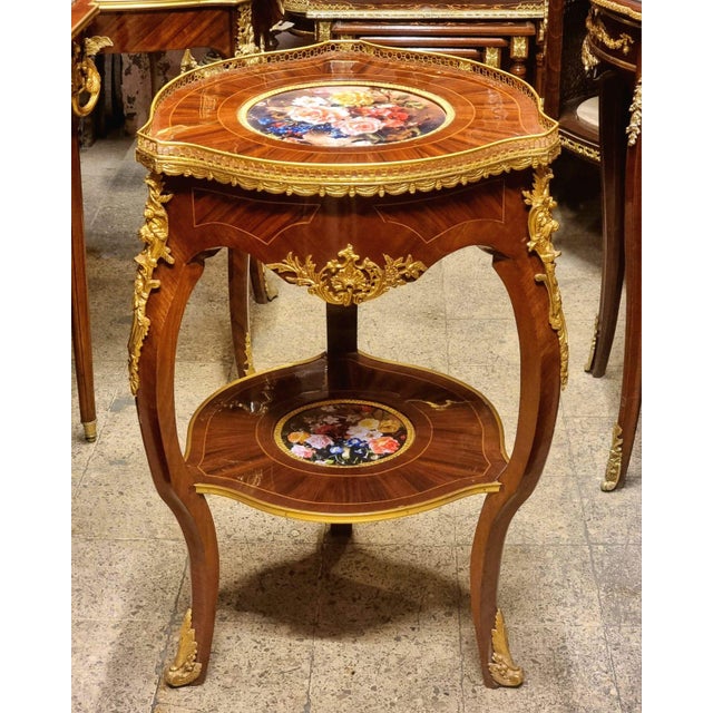 French French Louis XV Side Table – Floral Inlay Top With Hand-Applied Gold Leaf Details For Sale - Image 3 of 3
