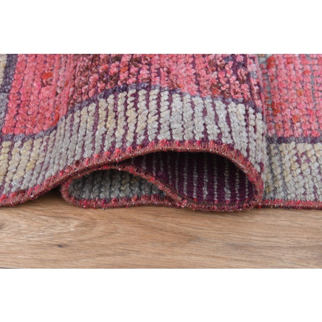 1970s Star Motif Vintage Turkish Oushak Wool Handmade Pink Runner For Sale - Image 9 of 11