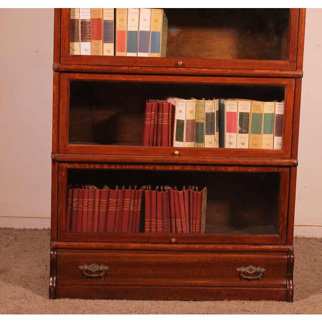 Bookcase in Oak with Drawers by Globe Wernicke, 1890s For Sale - Image 3 of 11