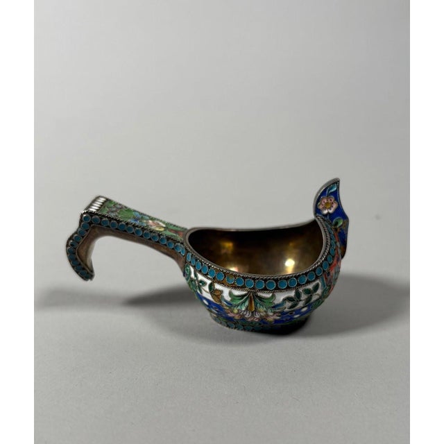 19th century Kovsh in silver-gilt and cloisonné enamels For Sale - Image 11 of 11