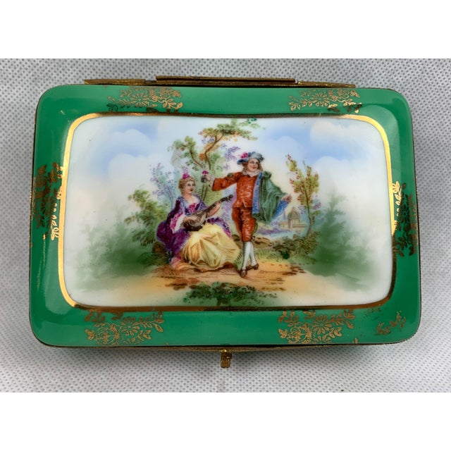 Early 20th Century Vintage Apple Green Scenic Hard-Paste Porcelain Hinged Box With Gilt Frame For Sale - Image 5 of 9